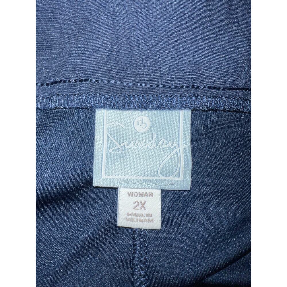 Sunday women’s navy blue skort - Picture 7 of 10